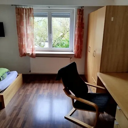 Appartamento Gaestehaus Kreuz Blaustein